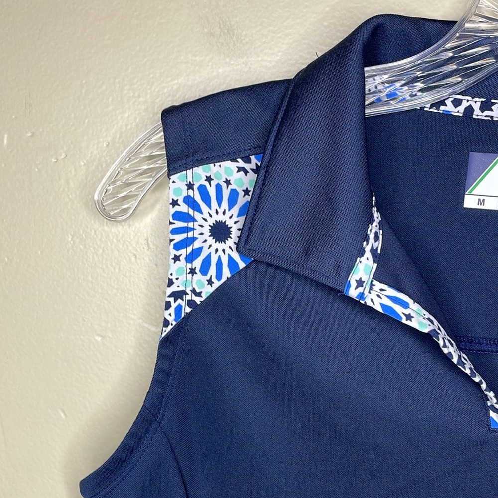 IZOD GOLF Sleeveless Shirt Blue Popover Shirt Collar V Neck Medium - Picture 4 of 9
